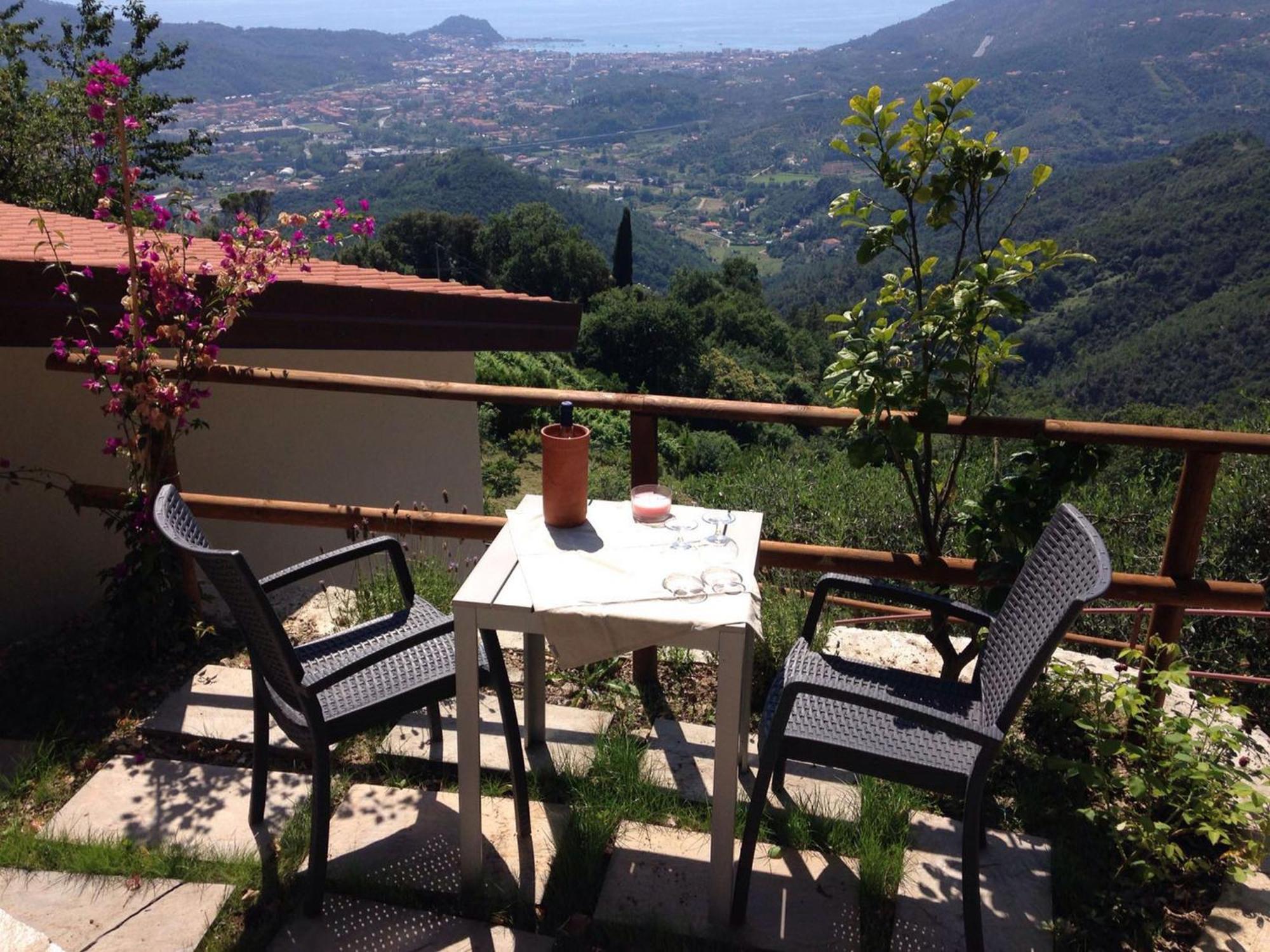 The House In The Green Affitta Camere Casarza Ligure Exterior foto